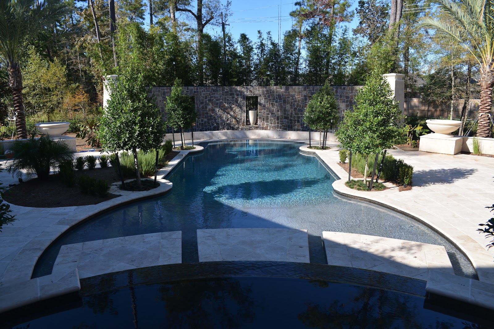 Paradise Pool and Spas pool services